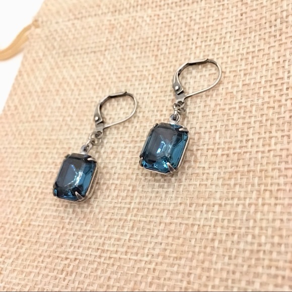 Arigrl Jewelry - ♥️SOLD♥️New Vintage Swarovski blue earrings